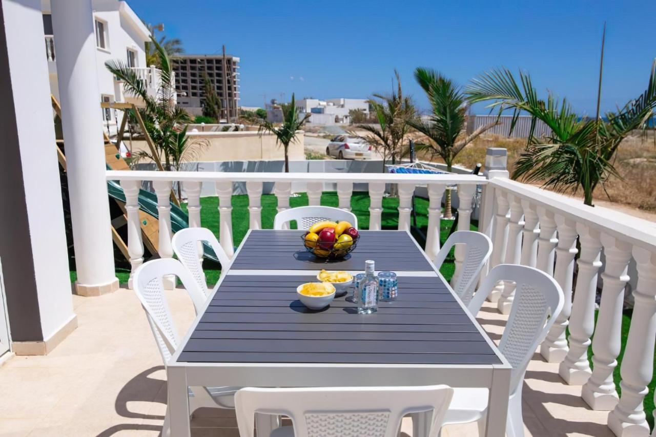 Villa Suncity Boutique Beachfront Ayia Napa Eksteriør billede