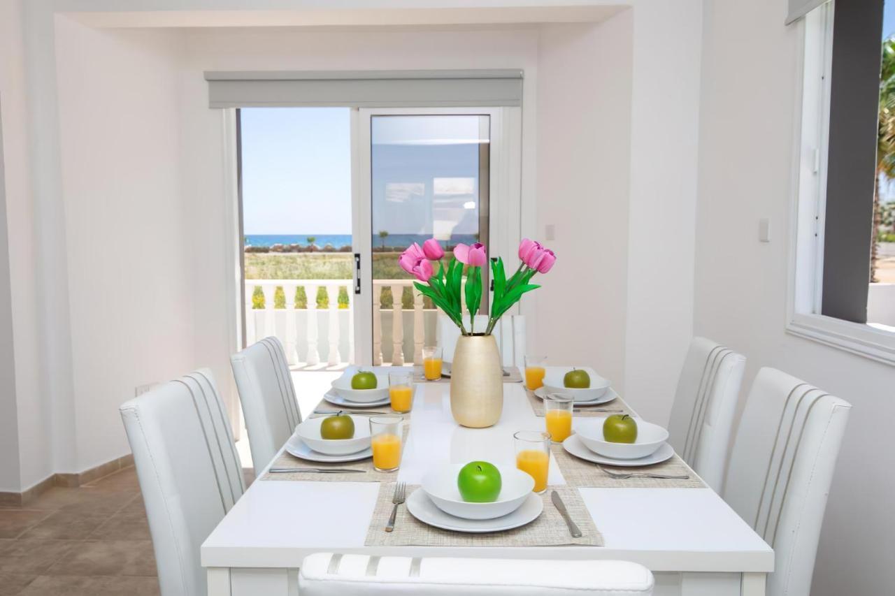 Villa Suncity Boutique Beachfront Ayia Napa Eksteriør billede